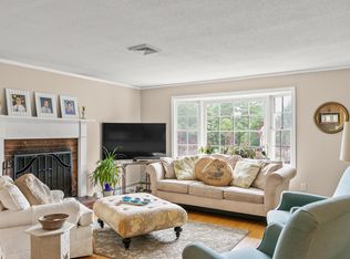 18 Captain Towne Rd, East Sandwich, MA 02537