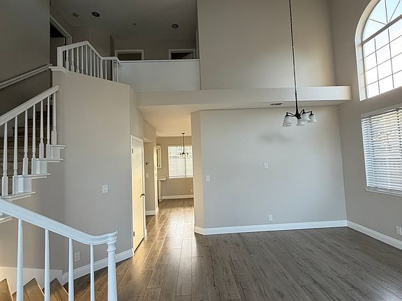 5th image of 4780 Cabello St