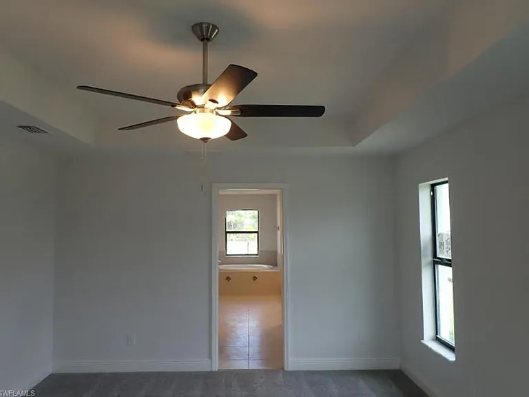 815 SW 11th Ct — Photo 10
