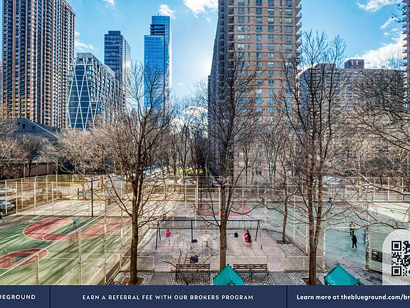 4th image of 210 W 70th St APT 301