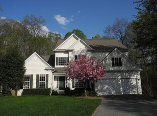 11 Stratford Garden Ct, Silver Spring, MD 20904