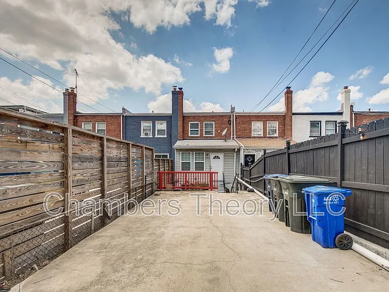 1417 Downing St NE — Photo 51