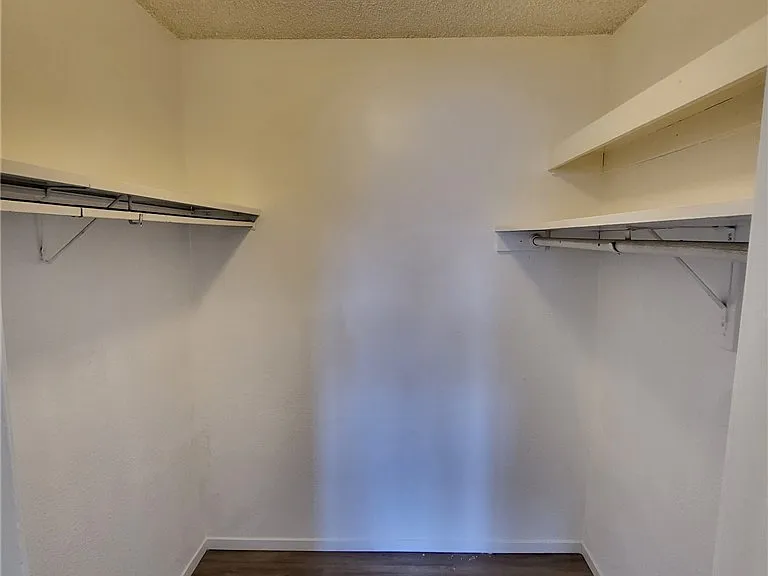 4456 Buena Vista Dr — Photo 11