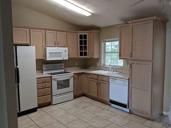 2nd image of 21 Palm Ln