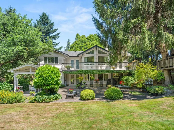 23014 70a Ave, Langley, BC V2Y 2J9