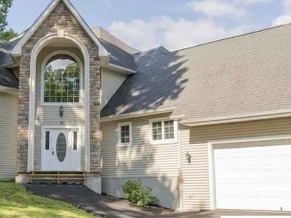 21 Huyler Dr