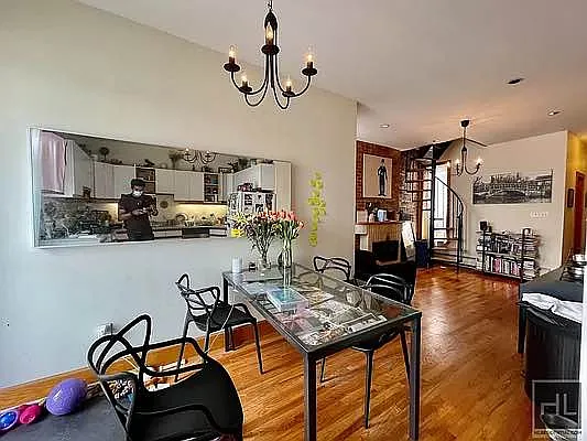 Rented by Highline Residential | media 8