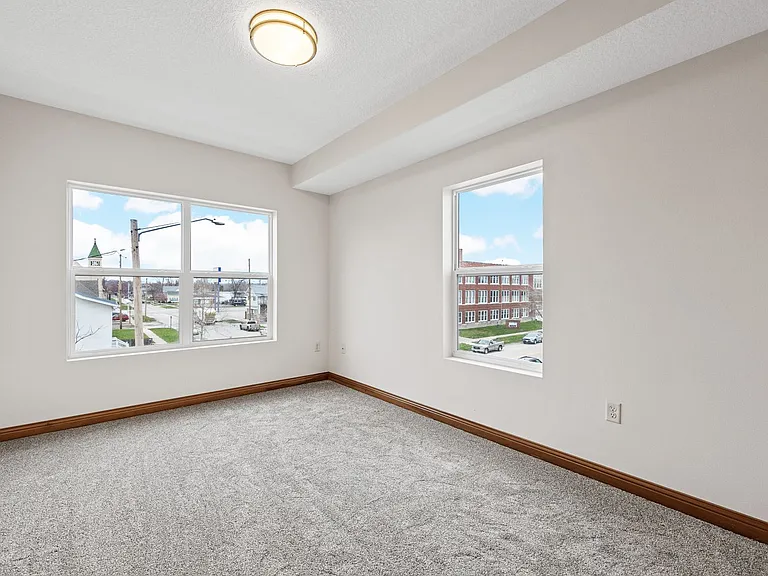 515 2nd Ave SW — Photo 19