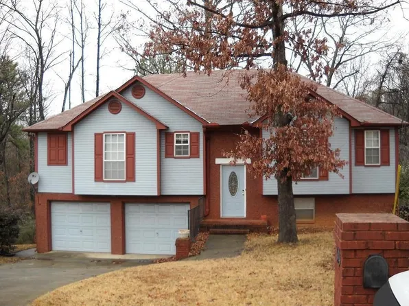 704 Griswold Rd, Fairfield, AL 35064