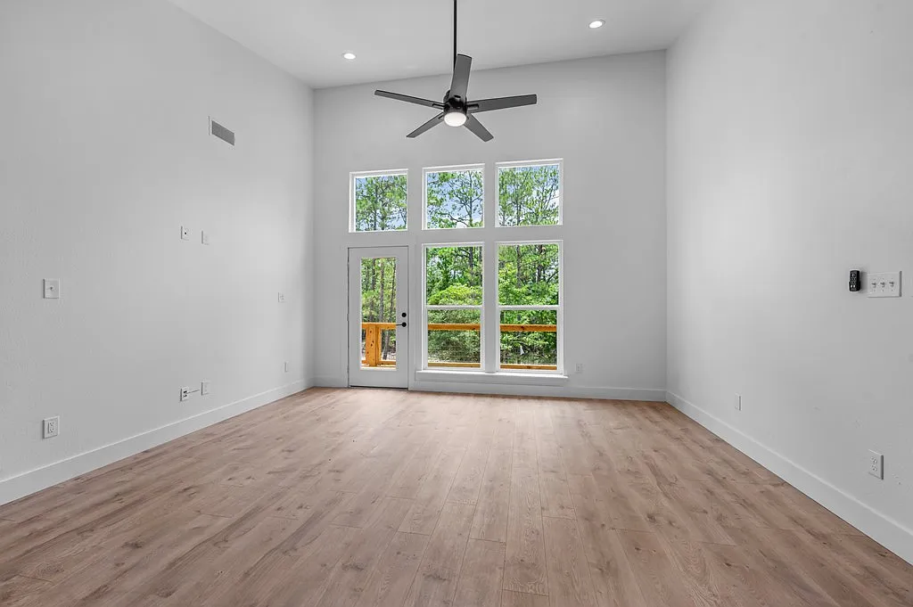 2 bed, 2.0 bath, 1015 sqft, $1,975 — Photo 4