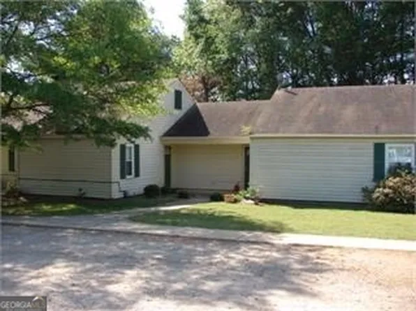 110 Jockey Club Dr, Athens, GA 30605