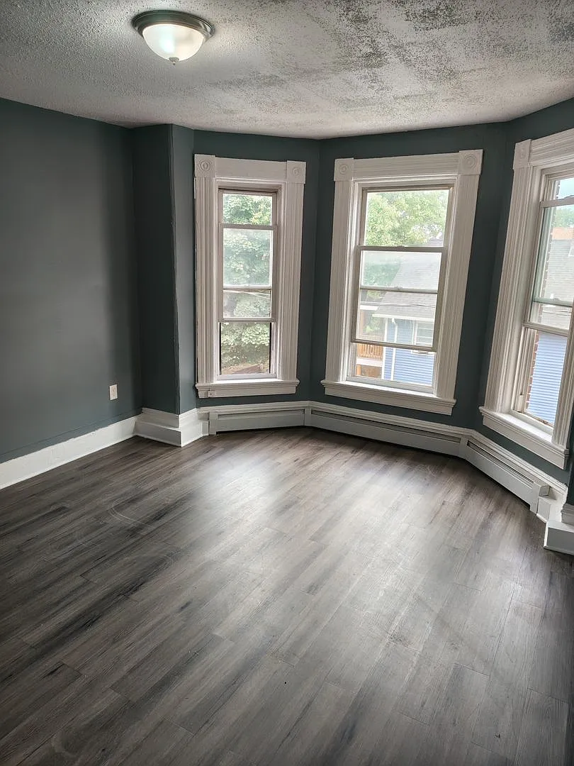 31 East Street — Photo 3