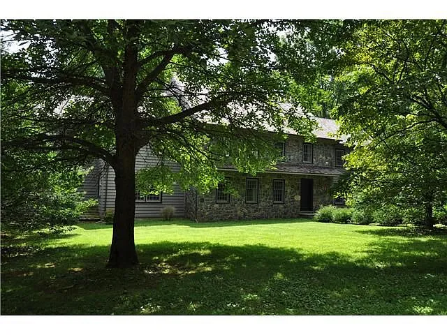 1725 Walnut Green Rd photo 1