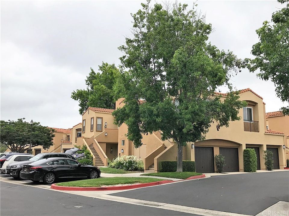 1st image of 26 Verdin Ln