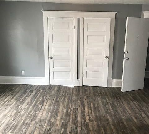 5th image of 349 Pine Ave NW #2