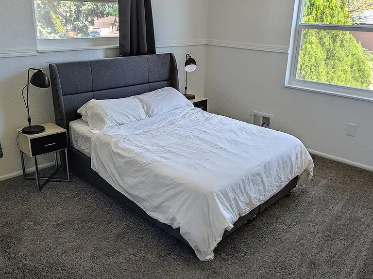 4705 Topeka Ct — Photo 15