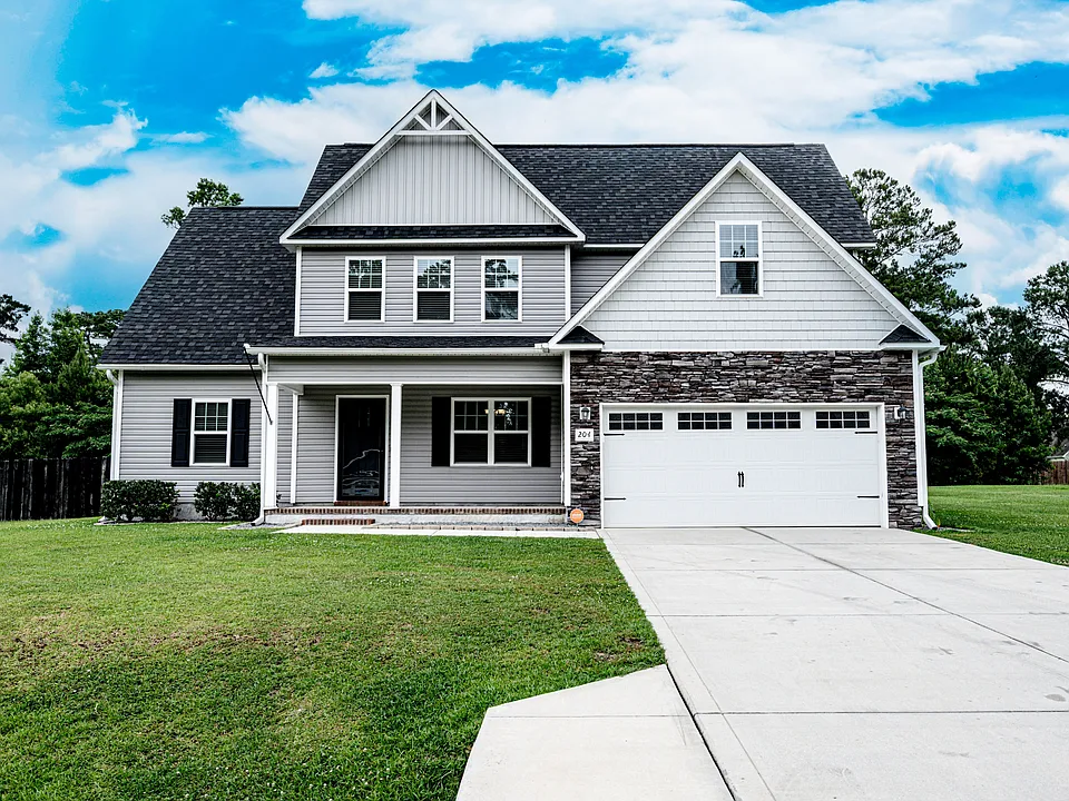 204 Gillcrest Ct