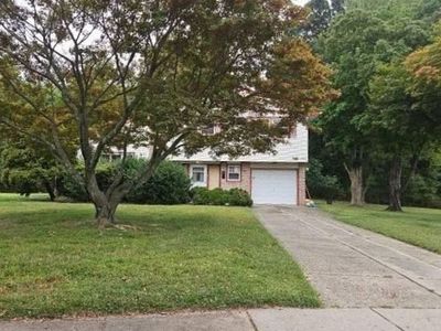 532 Englewood Dr, Magnolia, NJ, 08049