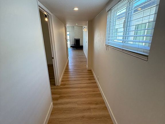 3rd image of 120 30th St #1/2