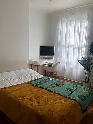 4th image of 332 Bedford Ave APT 4