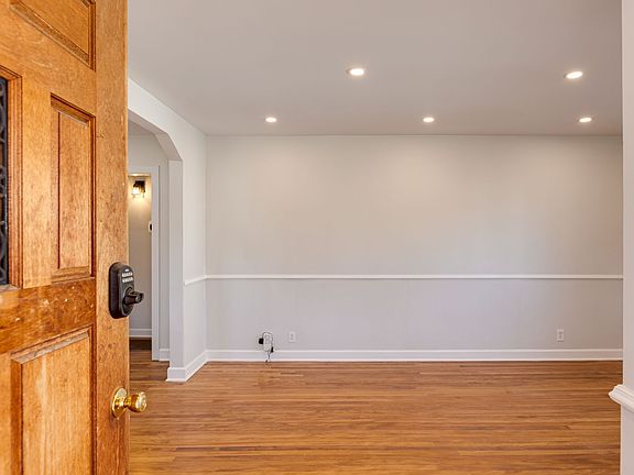 Original hardwoods from the 1950s - refinished