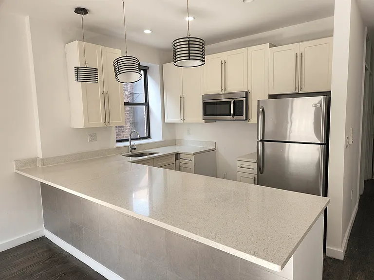 560 W 126th St #5A — Photo 2