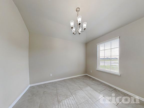3rd image of 423 Ashley Falls Ln