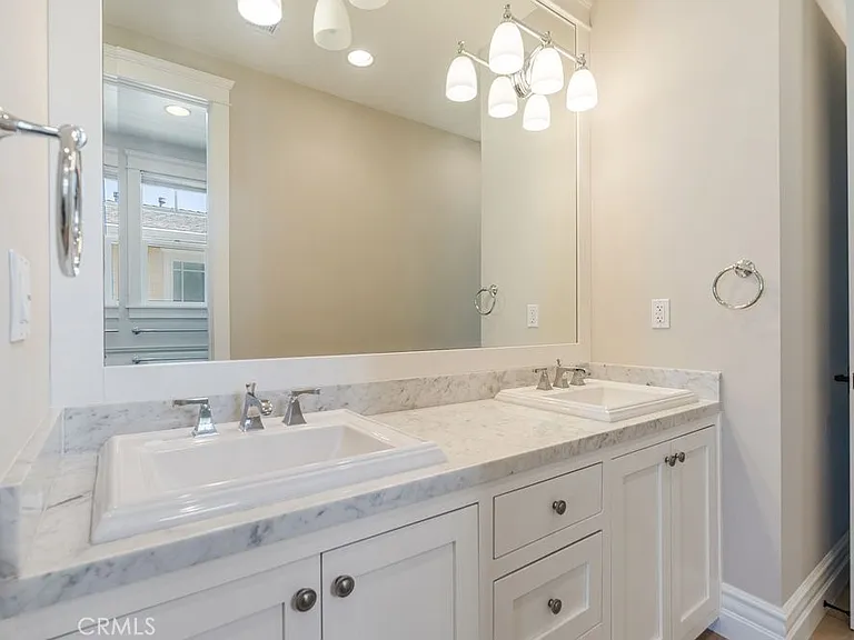 4503 Ethel Ave — Photo 32