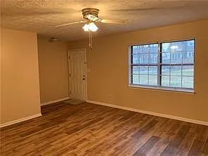 1235 Riverside Dr #H1 — Photo 10