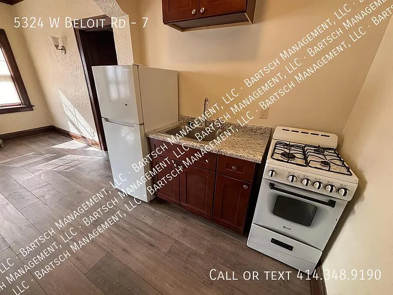 5324 W Beloit Rd #7 — Photo 6