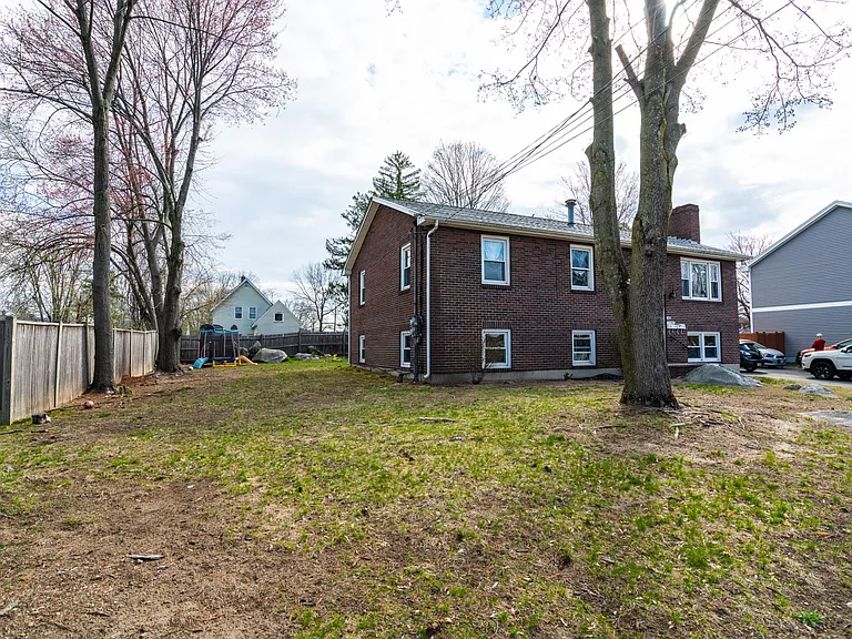 18 Almont St #A — Photo 1