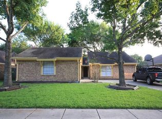 16738 Square Rigger Ln, Friendswood, TX 77546
