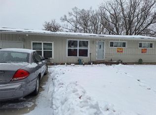 7027 NW Coronado St, Kansas City, MO 64152