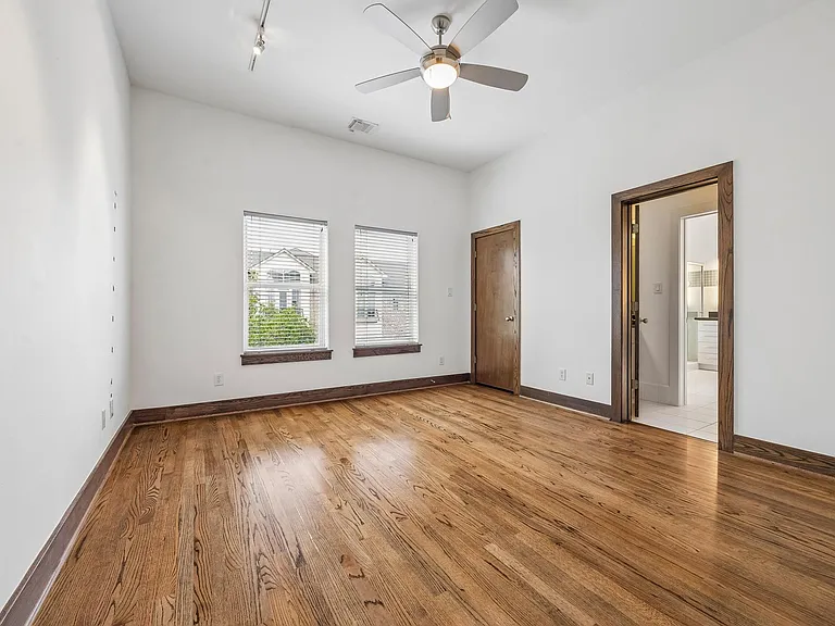 1820 Prospect St — Photo 10