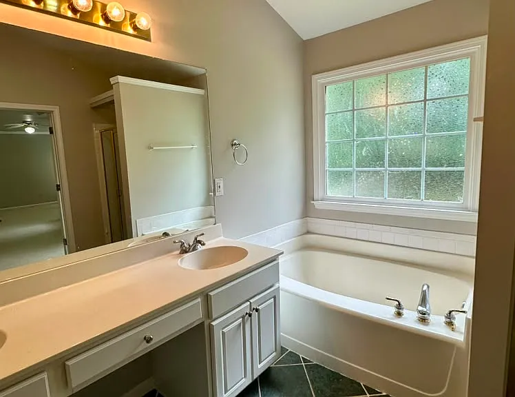 1023 Tanners Point Dr — Photo 26