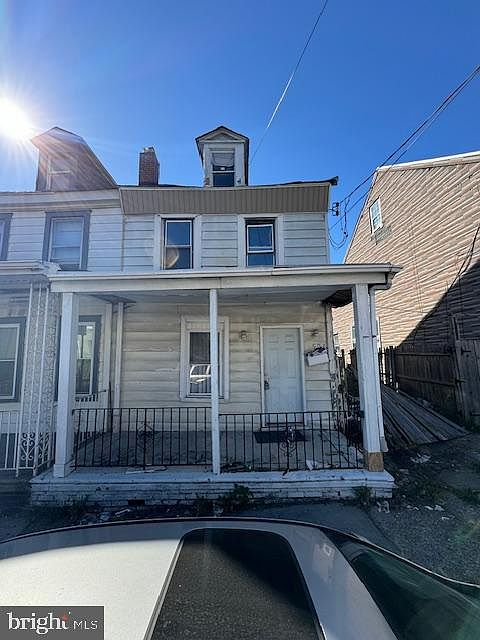 1st image of 1904 Kinsey St