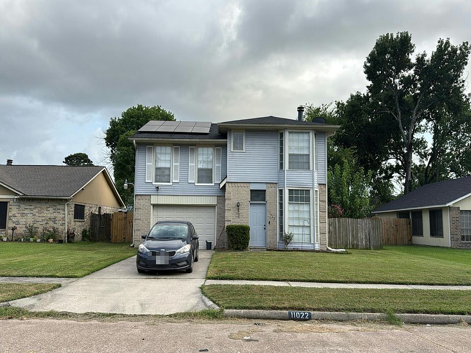 1st image of 11022 Almond Grv