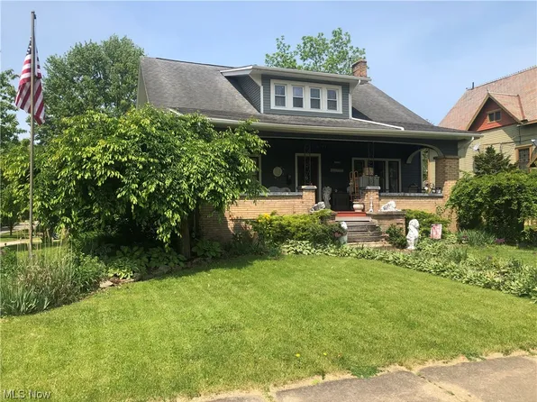 240 S Main St, Wellington, OH 44090