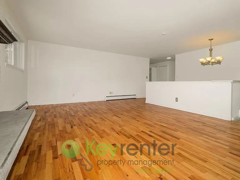 15433 22nd Ave SW — Photo 6