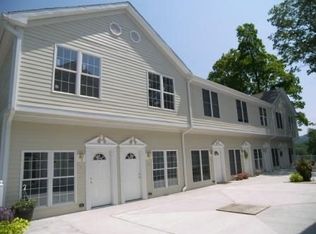 1 Wishing Well Ln, New Milford, CT 06776