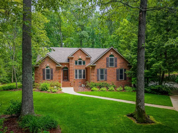 615 Collinwood Dr, McMinnville, TN 37110