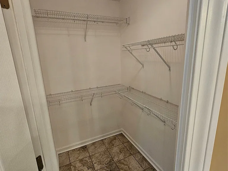 364 Homewood Dr — Photo 9