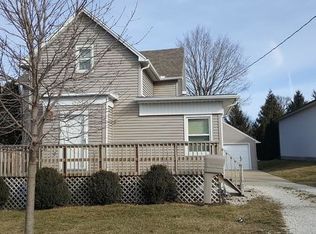 419 E Fulton St, Paxton, IL 60957