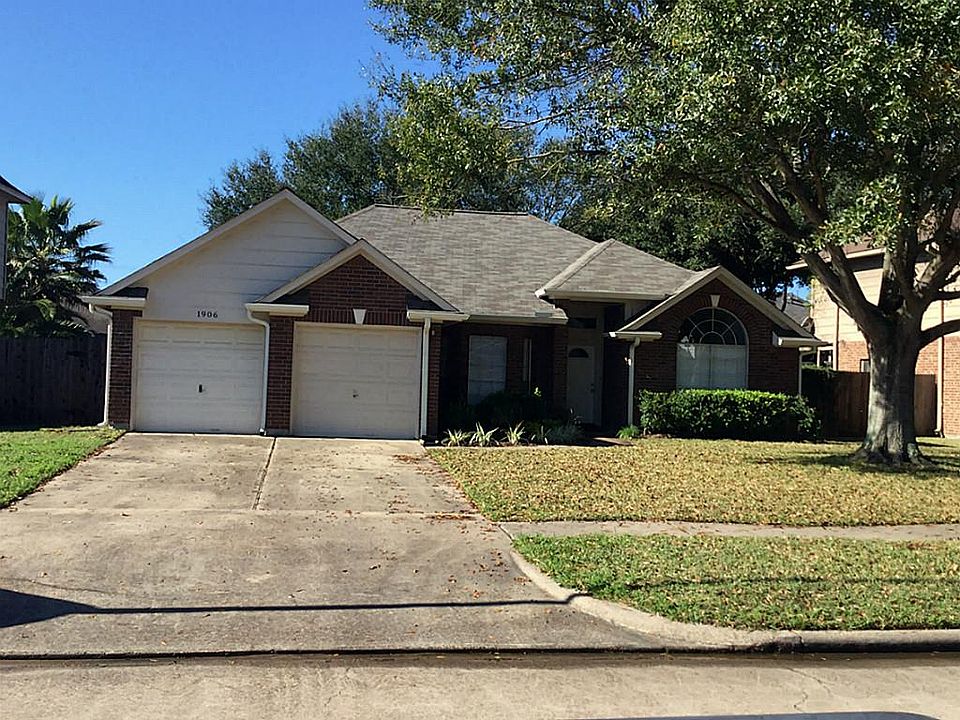 1st image of 1906 Park Maple Dr