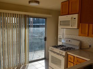 941 37th St #3, Emeryville, CA 94608