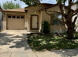 2210 Beacon Crk, San Antonio, TX 78213