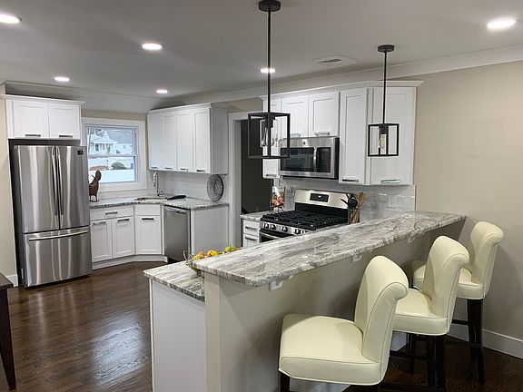 Granite Breakfast Bar