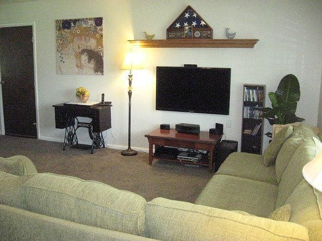 1st image of 2318 Southlea Dr