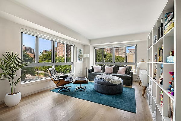 1st image of 171 W 131st St APT 307