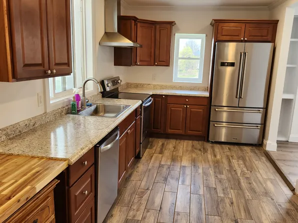 152 Mulberry Ln, Milton, NY 12547